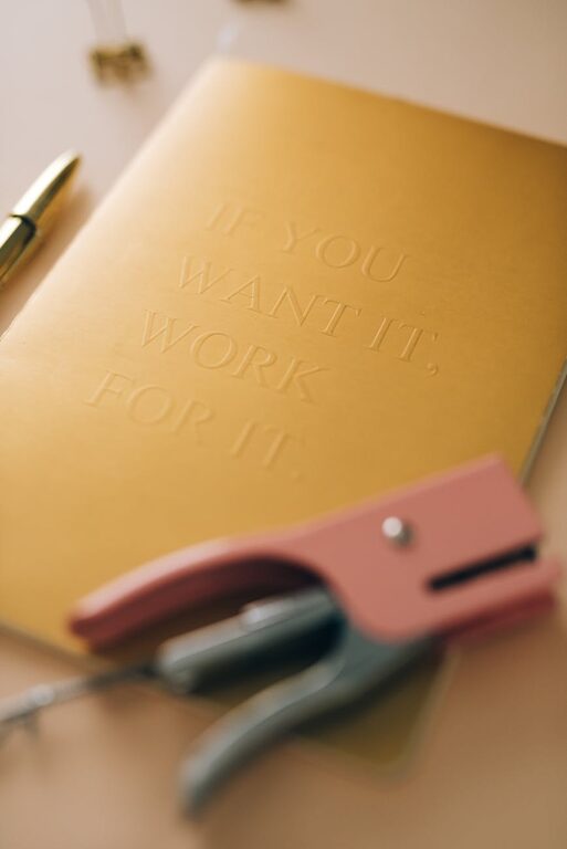 Beginner Guide to Journaling Every Day: Tips and Benefits